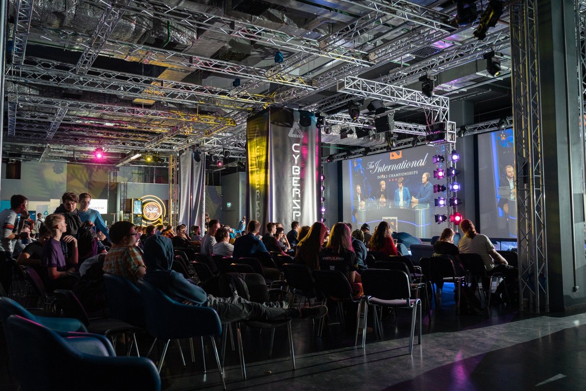 Компания Яровит Холл на улице Большая Якиманка