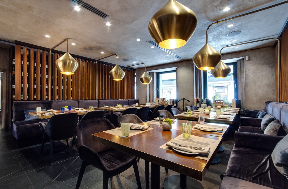 Винный ресторан Grand cru на Малой Бронной улице