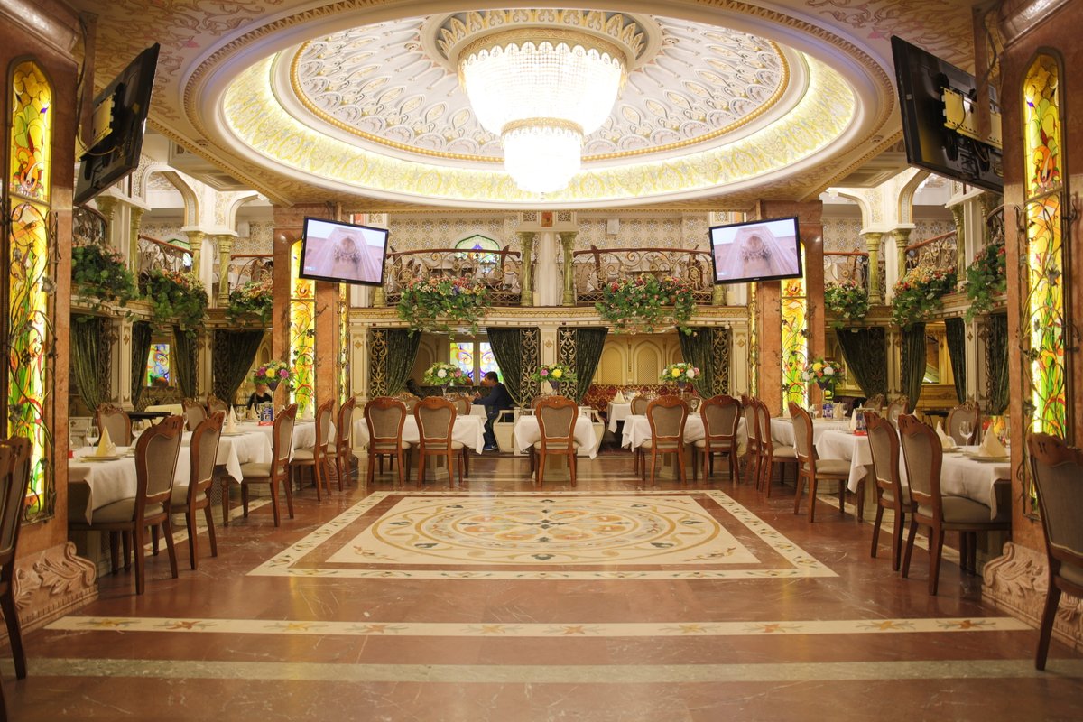 Ресторан Азербайджан на улице Демьяна Бедного