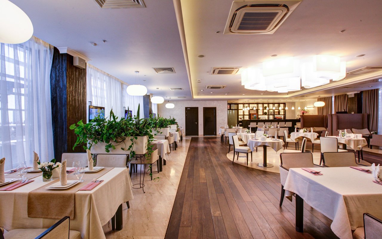 Ресторан Доктор на крыше на метро Маяковская