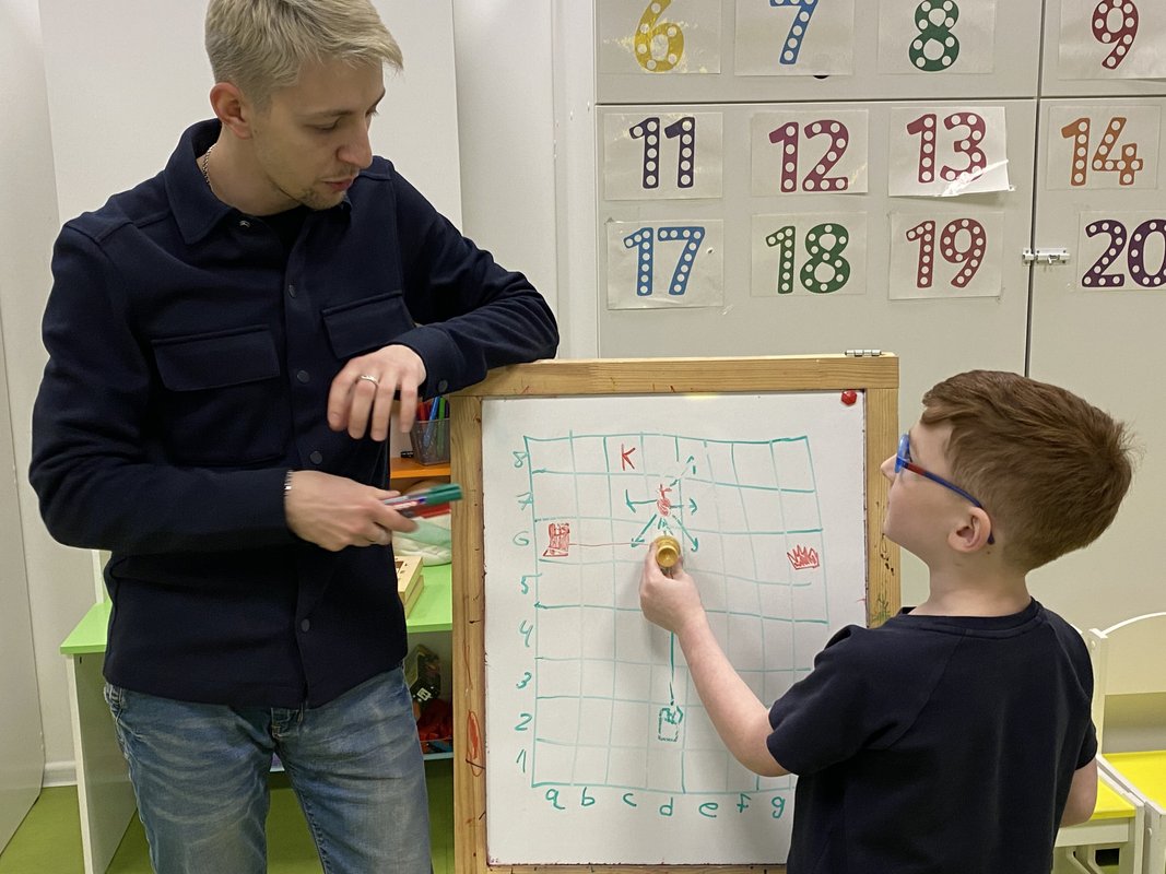 Частный английский детский сад Sun School на Мосфильмовской улице 