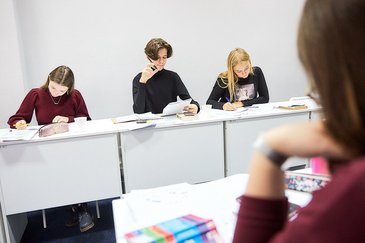 Центр подготовки к ЕГЭ и ОГЭ Ludi в Большом Харитоньевском переулке