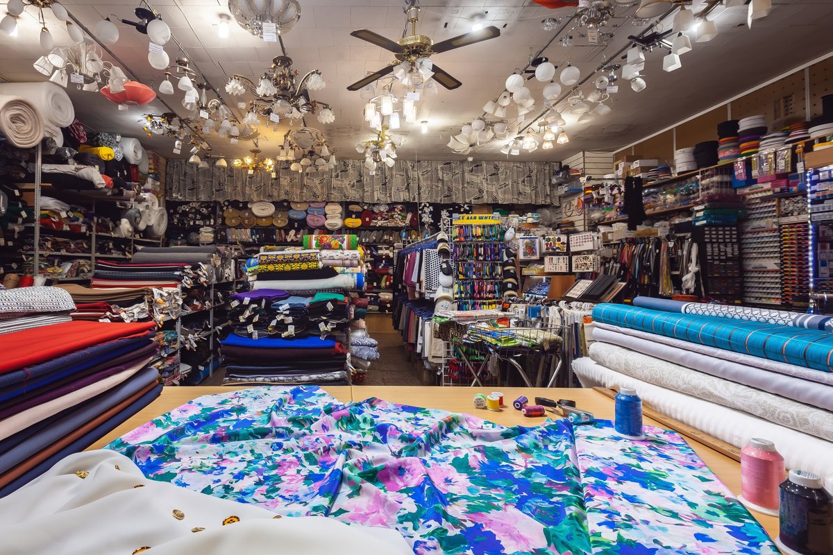 Магазин текстиля ШЕЙ С НАМИ на Изумрудной улице