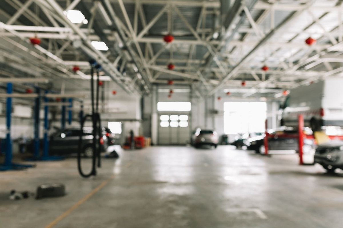 Страховое агентство Элемент на метро Университет