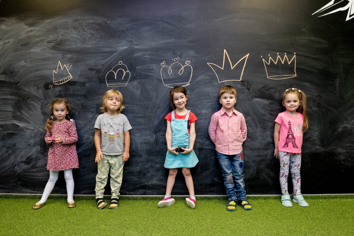 Детский центр Маленькие с характером на бульваре Генерала Карбышева 