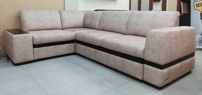 Салон мебели Pushe на метро Пражская