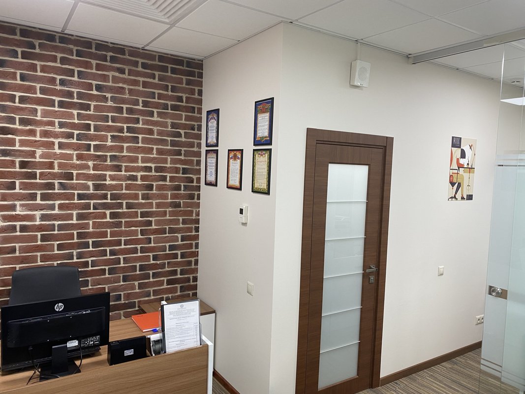 Юридическая компания ВСВ ЛЕГАЛ ГРУП в 1-м Магистральном тупике