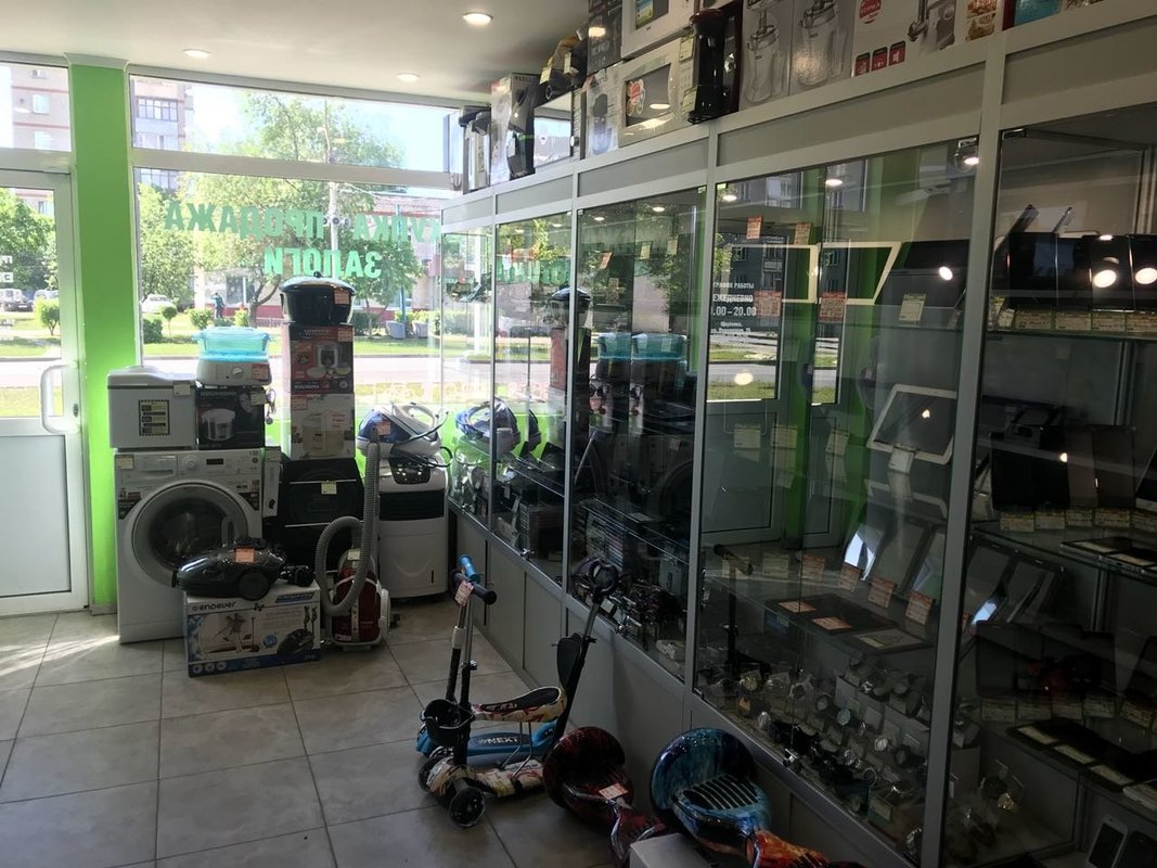 КомиссионкА на Пушкинской улице в Щербинке