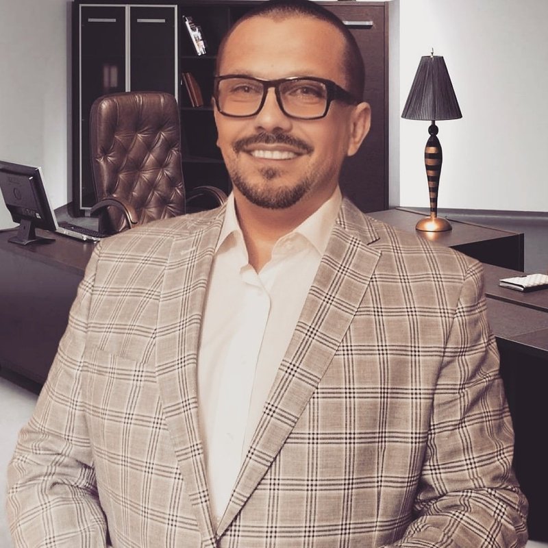 Юридический кабинет Владислава Витальевича Помазуева на метро Деловой центр