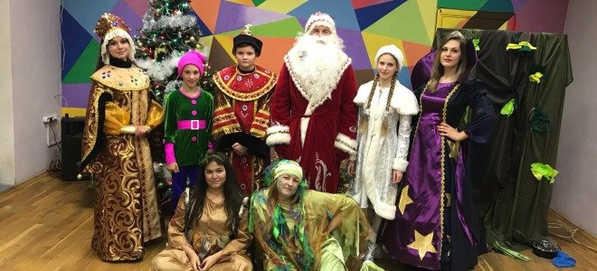 Досуговый центр Юность на метро Локомотив