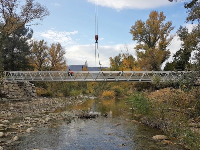 Компания по строительству причалов Metalu