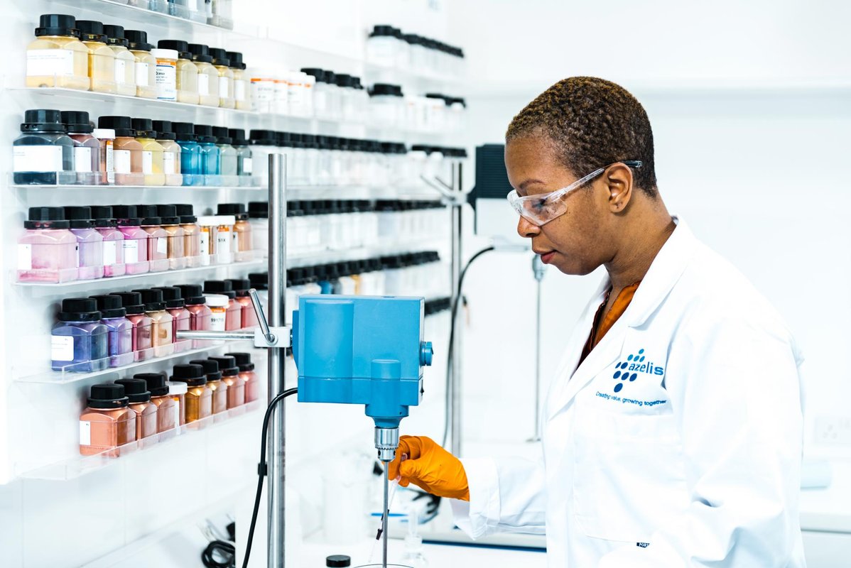 Дистрибьютерская компания Azelis