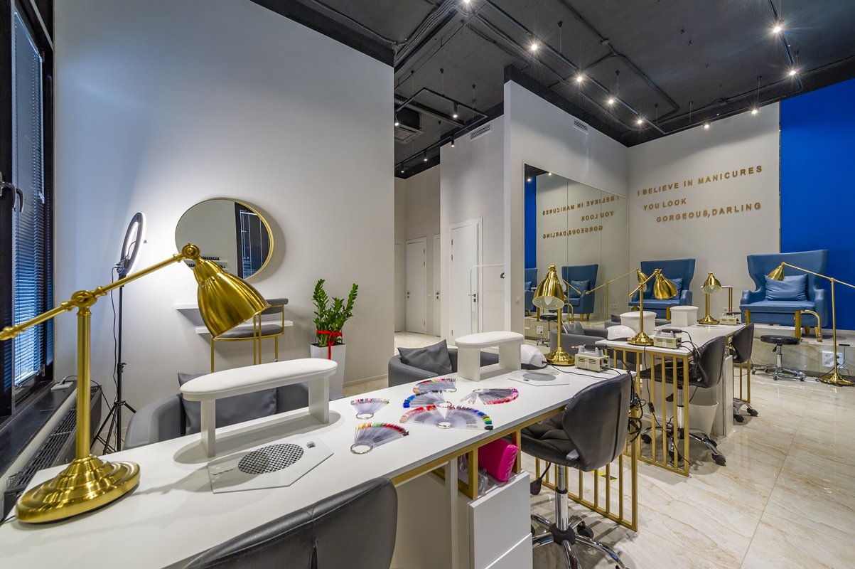 Салон красоты LOVA.NAIL studio на метро Октябрьское поле