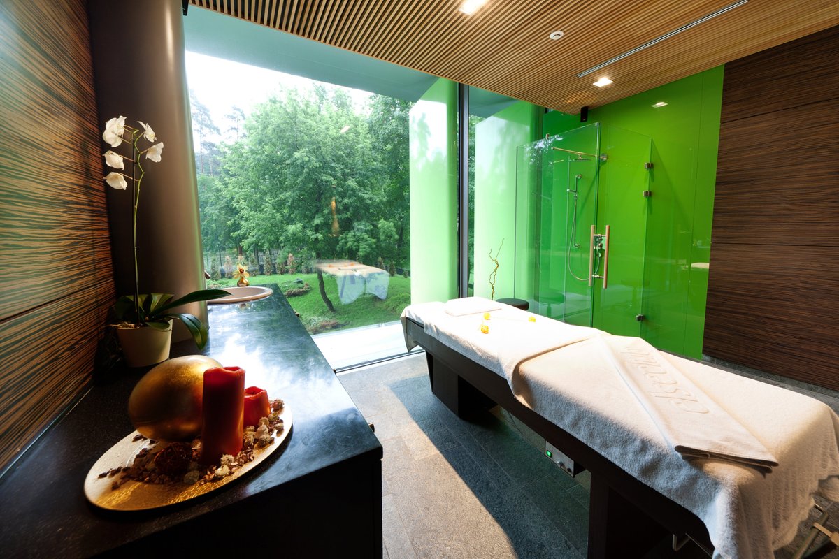 Салон красоты и СПА First&Only в Покровском-Стрешнево 