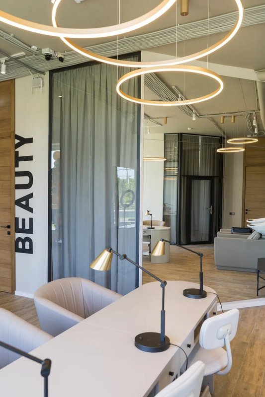 Салон красоты Glow&Go на метро Аэропорт 