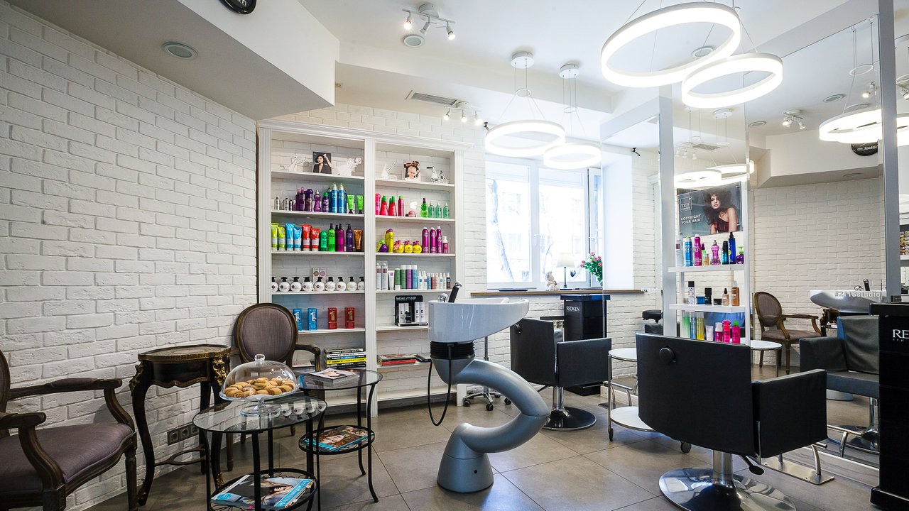 Имидж-студия Анжелы Жарской на метро Пролетарская