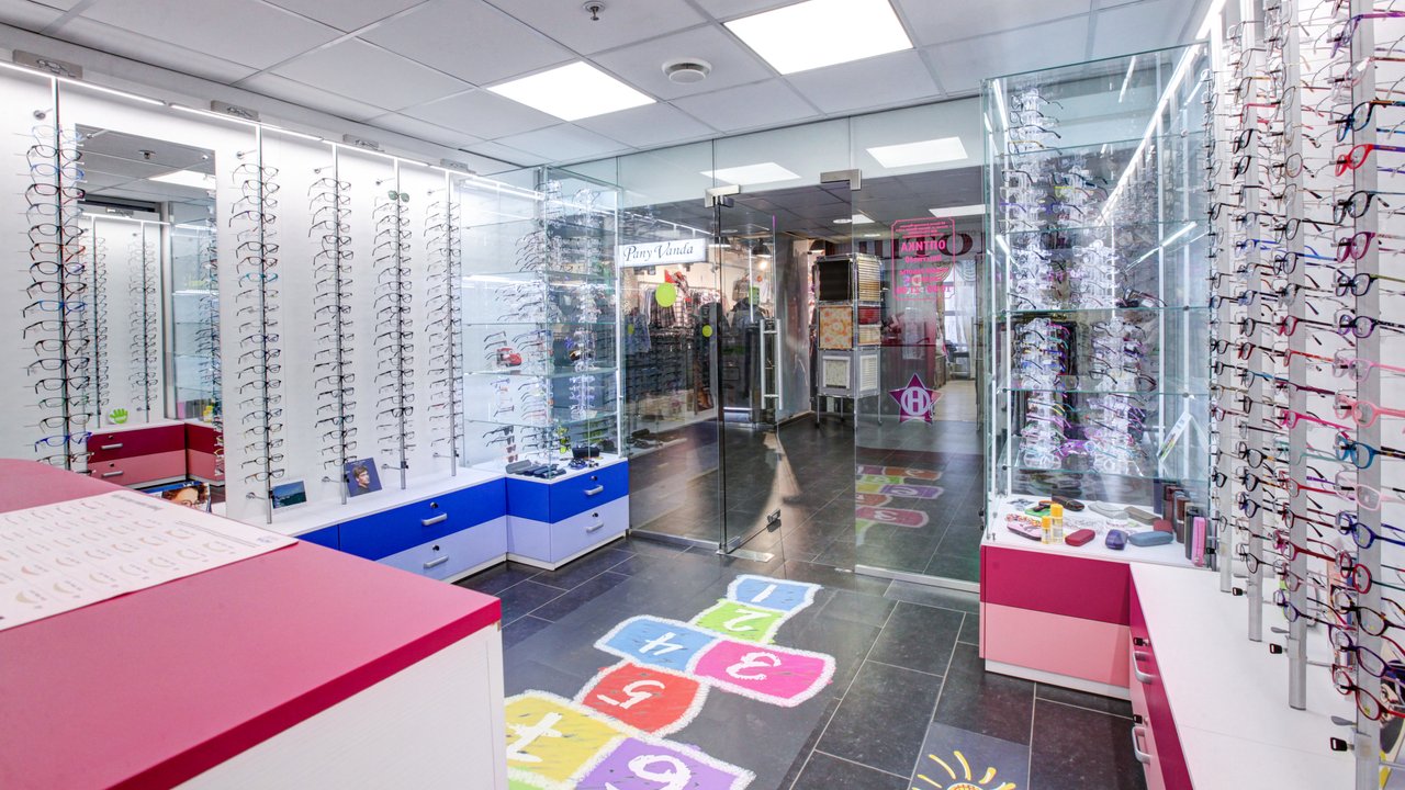 Салон детской оптики Hollywood Kids в ТЦ МЦ