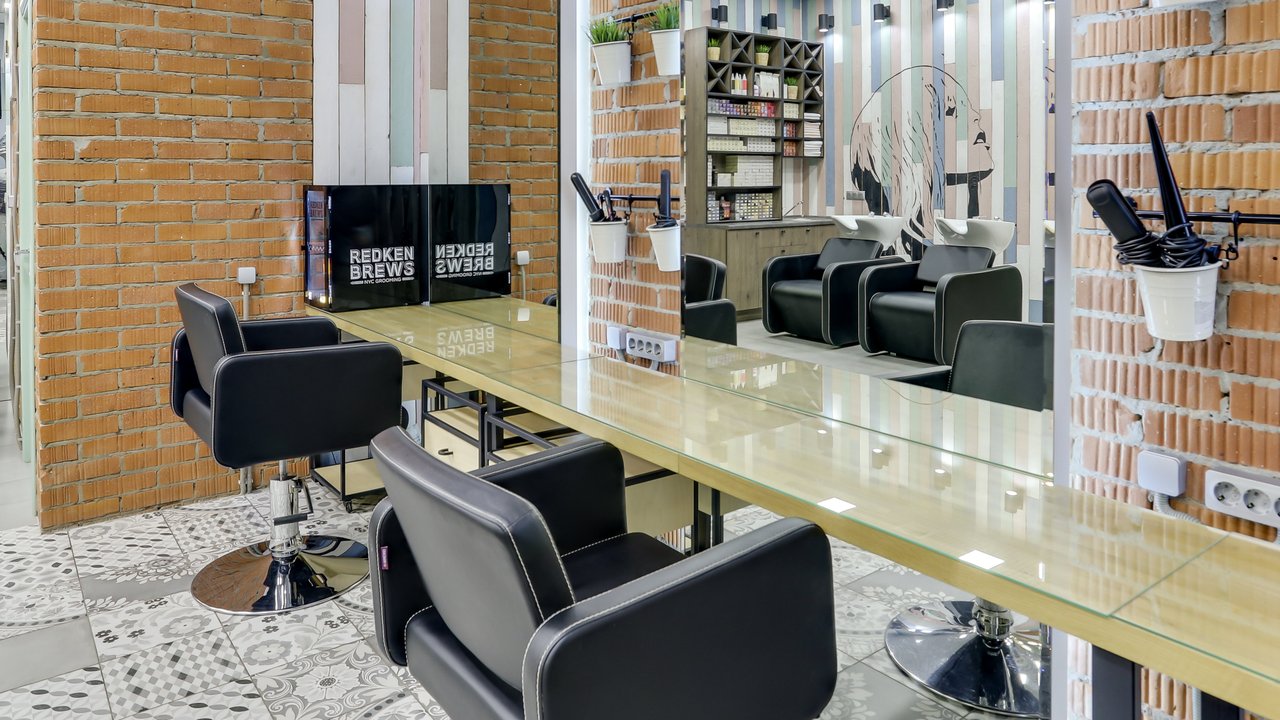 Салон красоты Bardot на метро Улица Скобелевская 