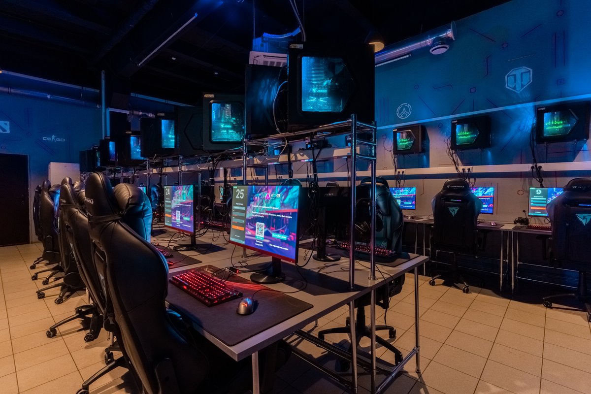 Компьютерный клуб FPS Arena eSports Gaming Center 