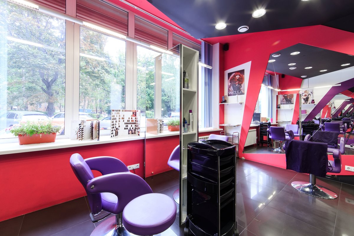 Салон красоты COOL PEOPLE на улице Степана Супруна