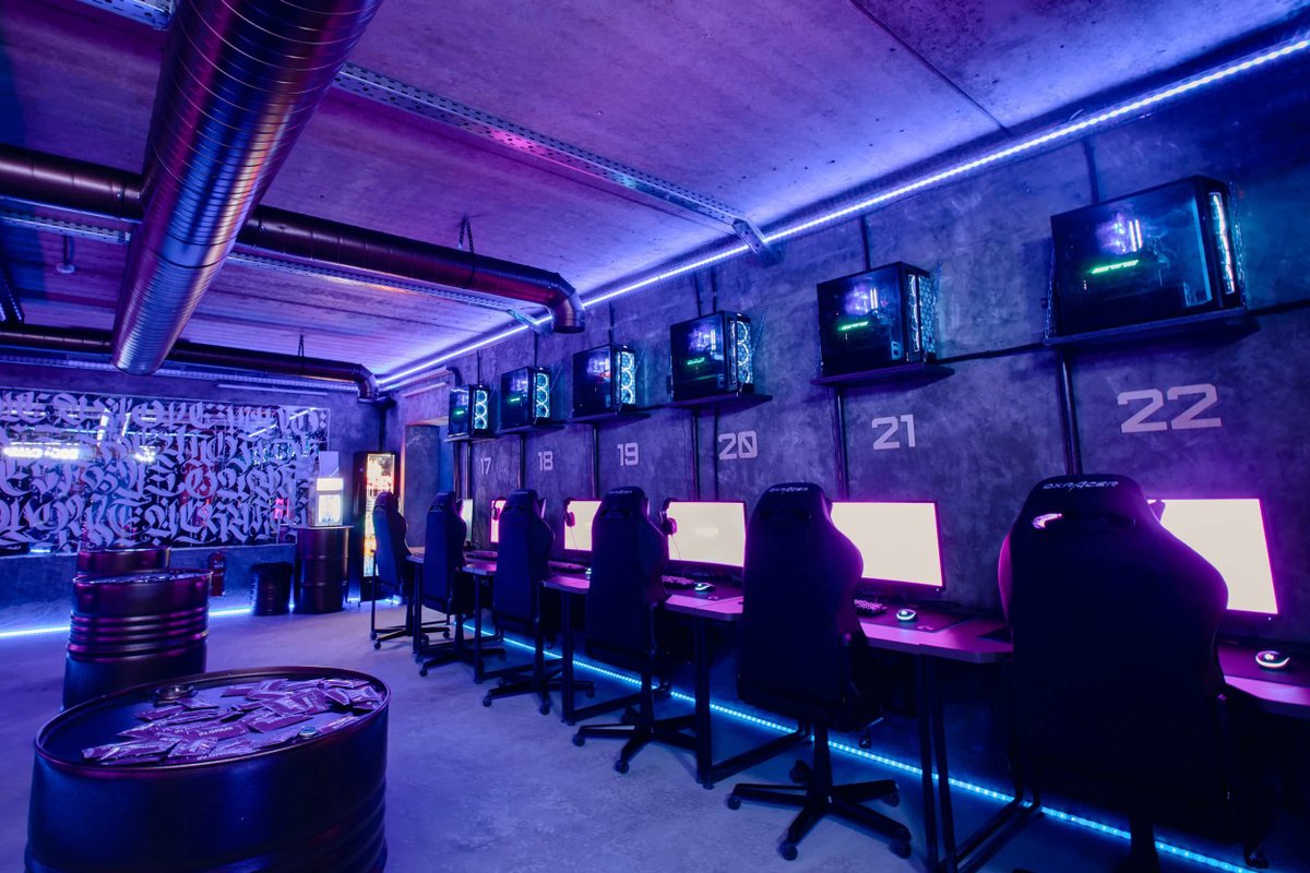 Компьютерный клуб IN.GAME на Лужнецкой набережной