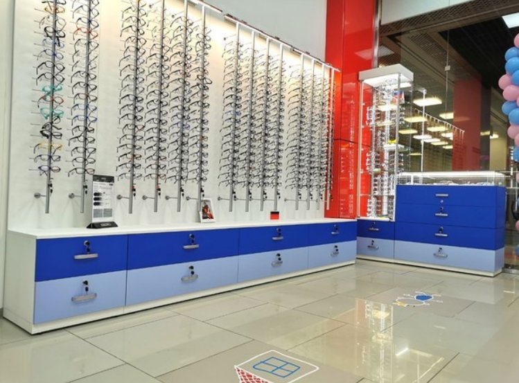 Салон детской оптики Hollywood Kids на Снежной улице