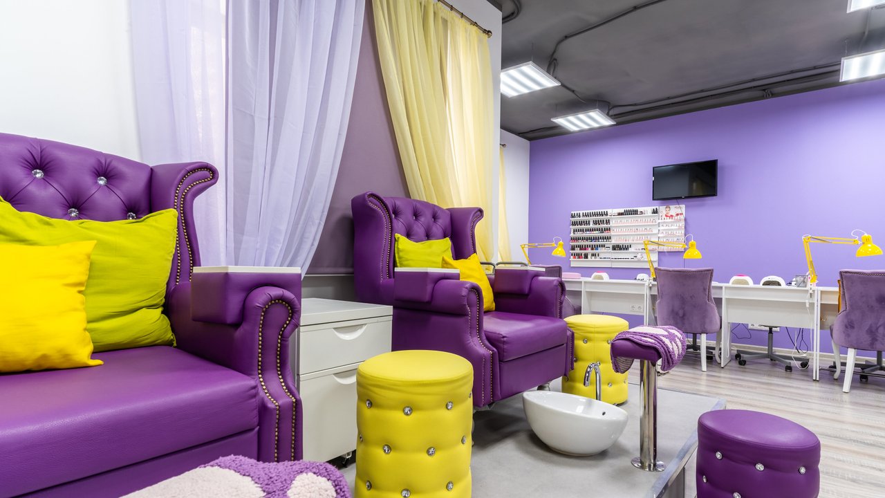 Салон красоты AURA beauty salon на Юбилейном проспекте в Реутове 