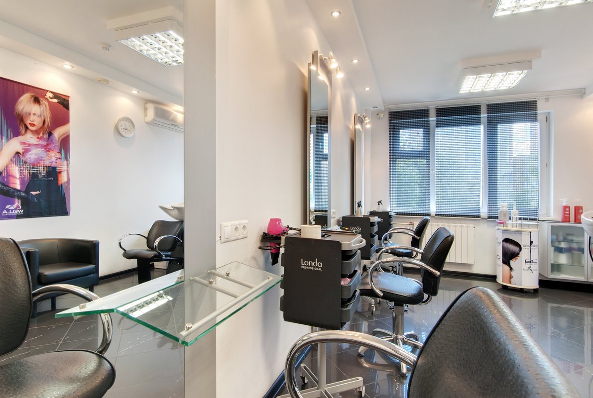 Салон красоты Клео Тайм на Молодёжной улице в Химках 