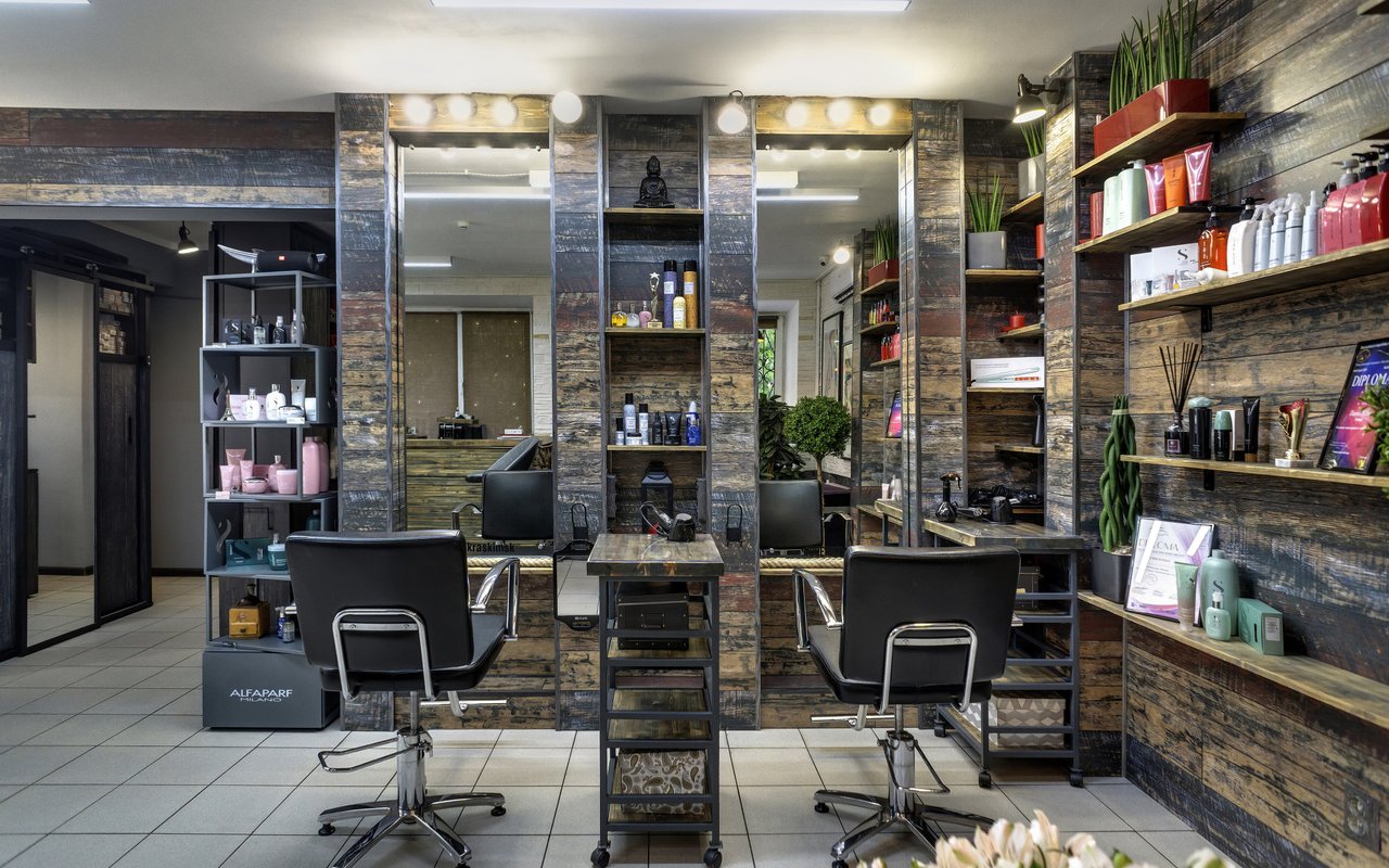 Мастерская красоты ЛакиКраски на метро Динамо 