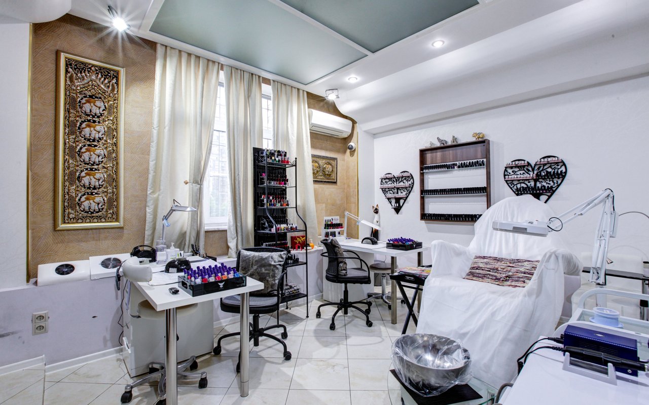 Салон красоты J`adore Nari на Ломоносовском проспекте 