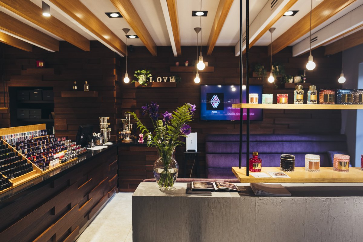 Ногтевая студия Nail Spot на метро Пушкинская 