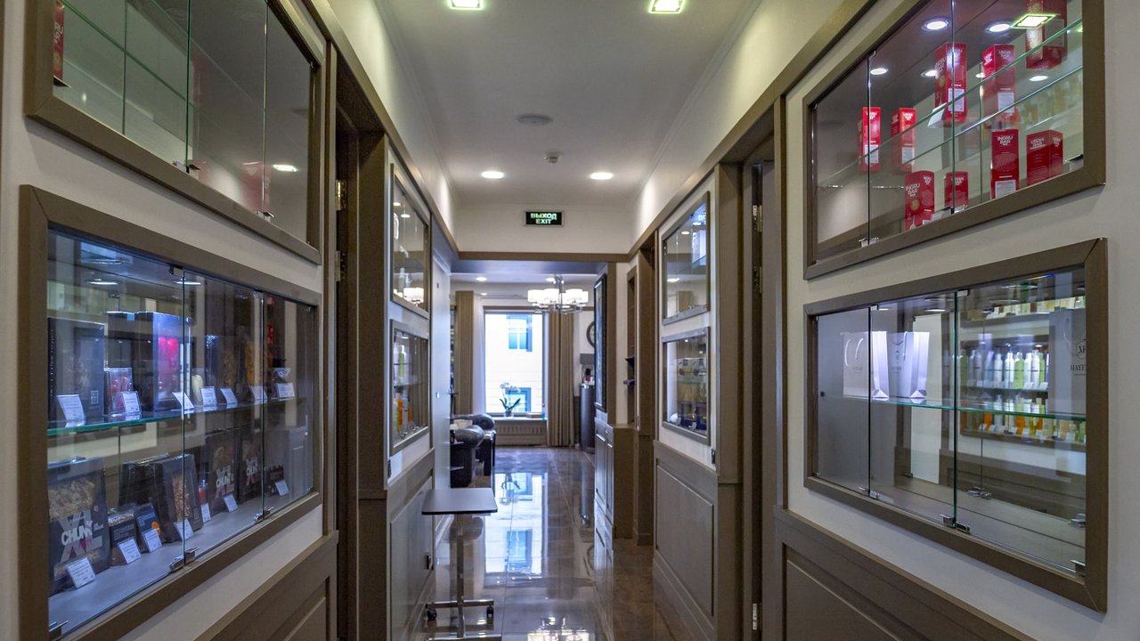 Клуб красоты и СПА Mayfair в Петровском переулке, на метро Чеховская