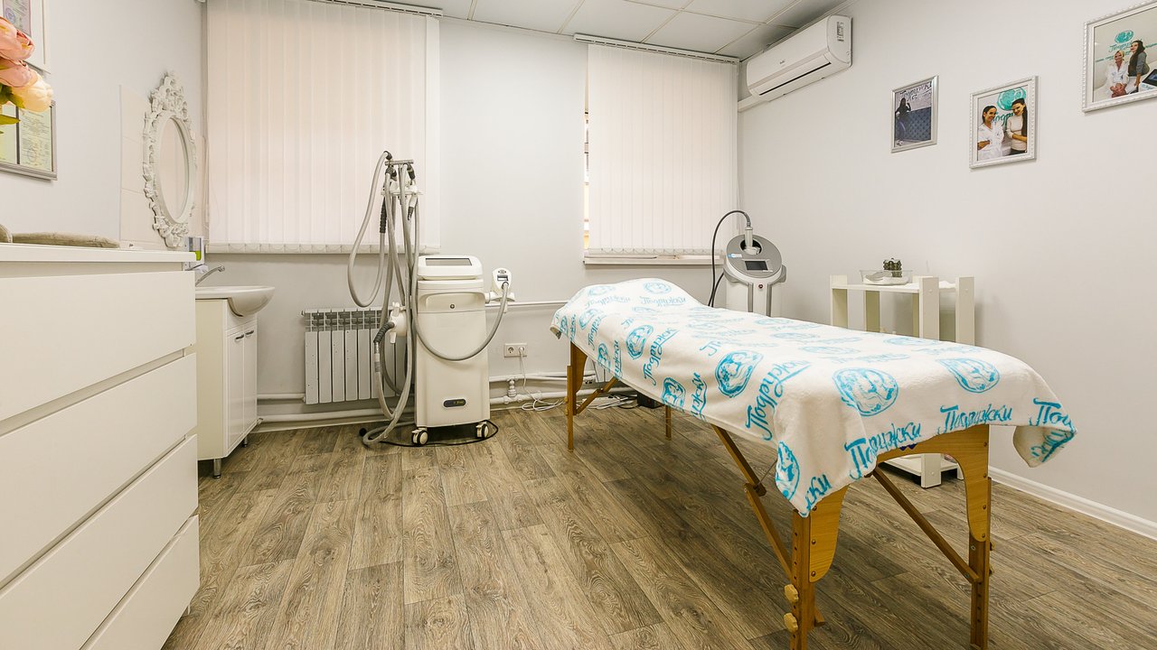 Клиника лазерной эпиляции и косметологии Подружки на улице Александра Солженицына 