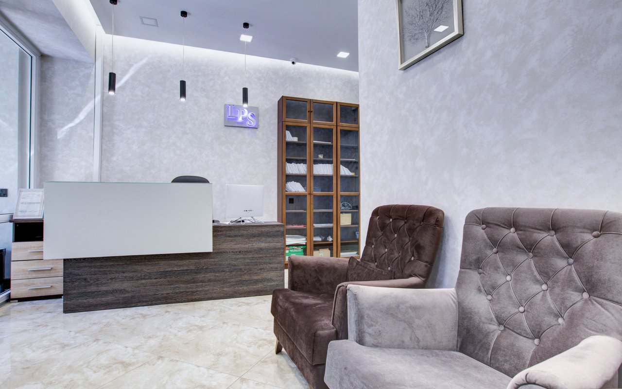 Стоматология ЛПС-Дента на метро Нагорная, на Криворожской улице