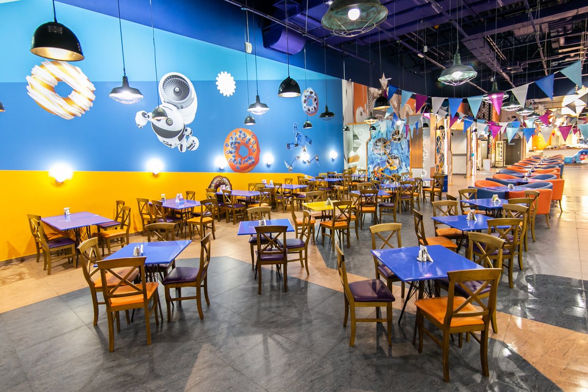 Семейный парк приключений Zамания в ТЦ Zеленопарк