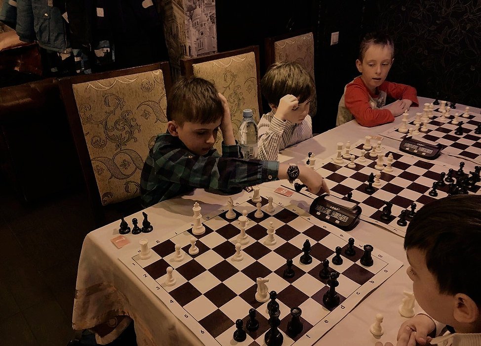 Образовательный центр Шахматная школа № 1 на метро Озёрная