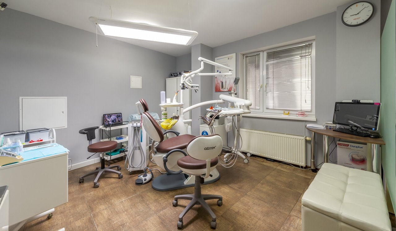 Стоматология Viva Dent на проспекте Маршала Жукова 