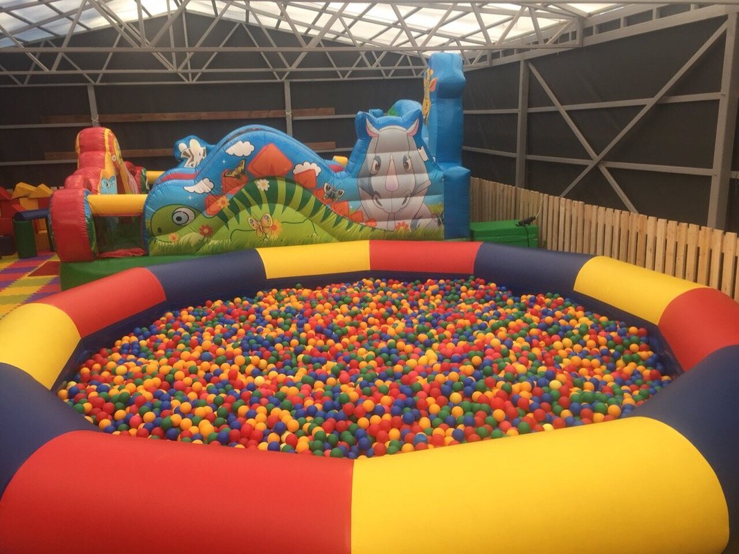 Пейнтбольный клуб Топ Ган в Столярном переулке