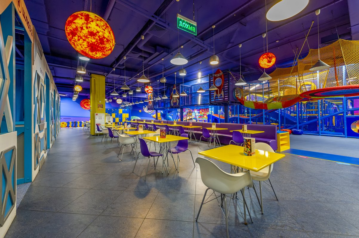 Семейный парк приключений Zамания в ТЦ РИО на метро Алтуфьево